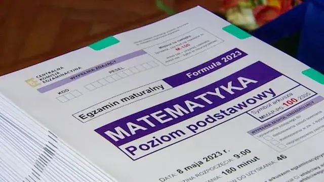 Zdjęcie Czy matura podstawowa liczy się na studia? Oto, co musisz wiedzieć