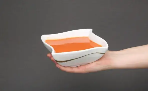 Zdjęcie Ile waży zupa pomidorowa? Waga, kalorie i dodatki