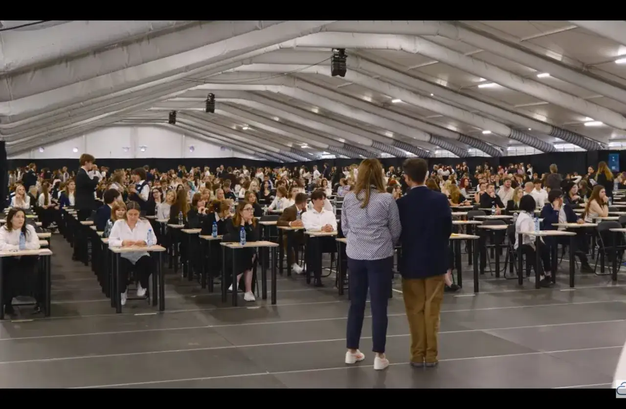 Zdjęcie Czy po szkole w chmurze można zdawać maturę? Sprawdź, co musisz wiedzieć!