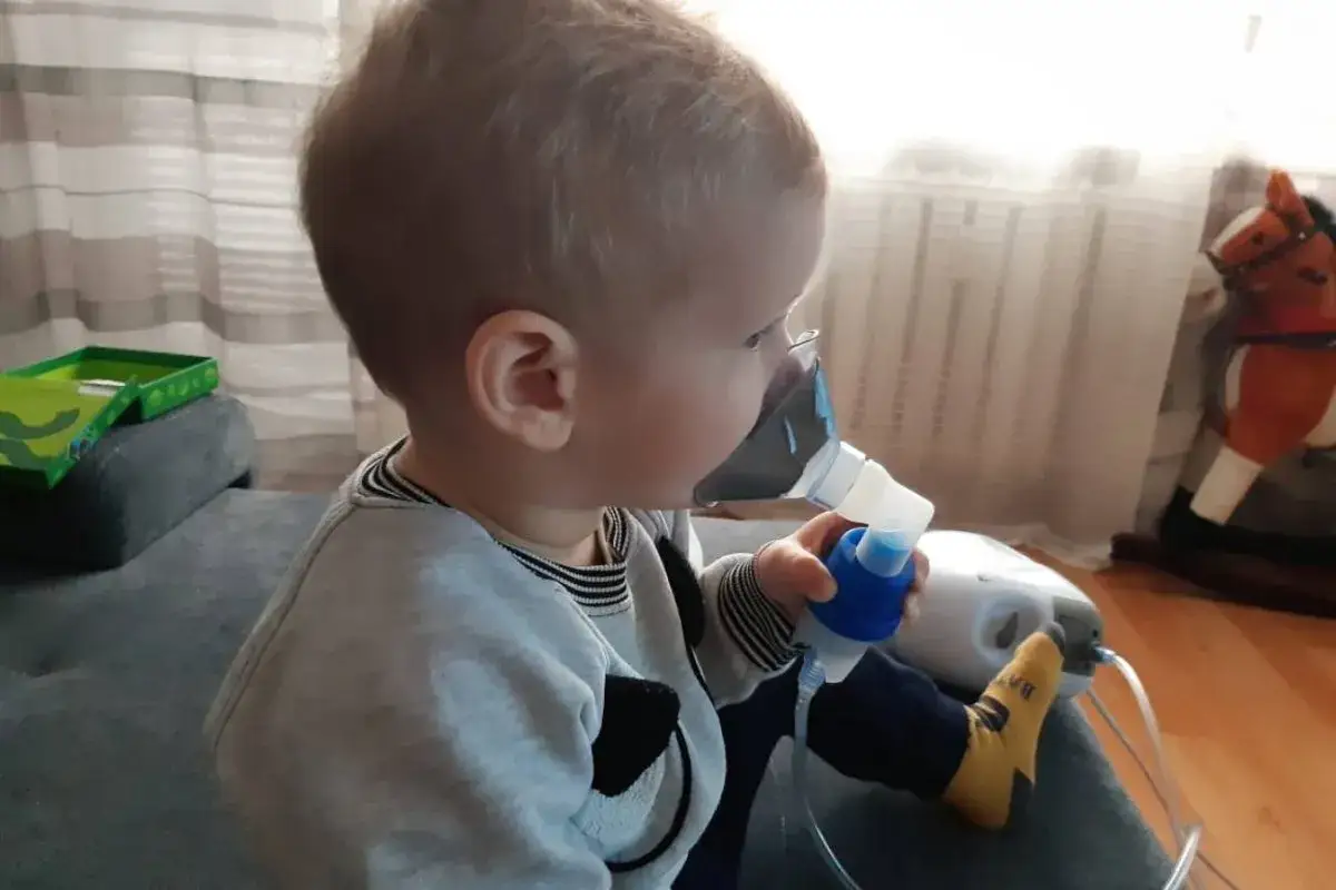 Zdjęcie Ile powinna trwać inhalacja u niemowlaka? Skuteczność i bezpieczeństwo