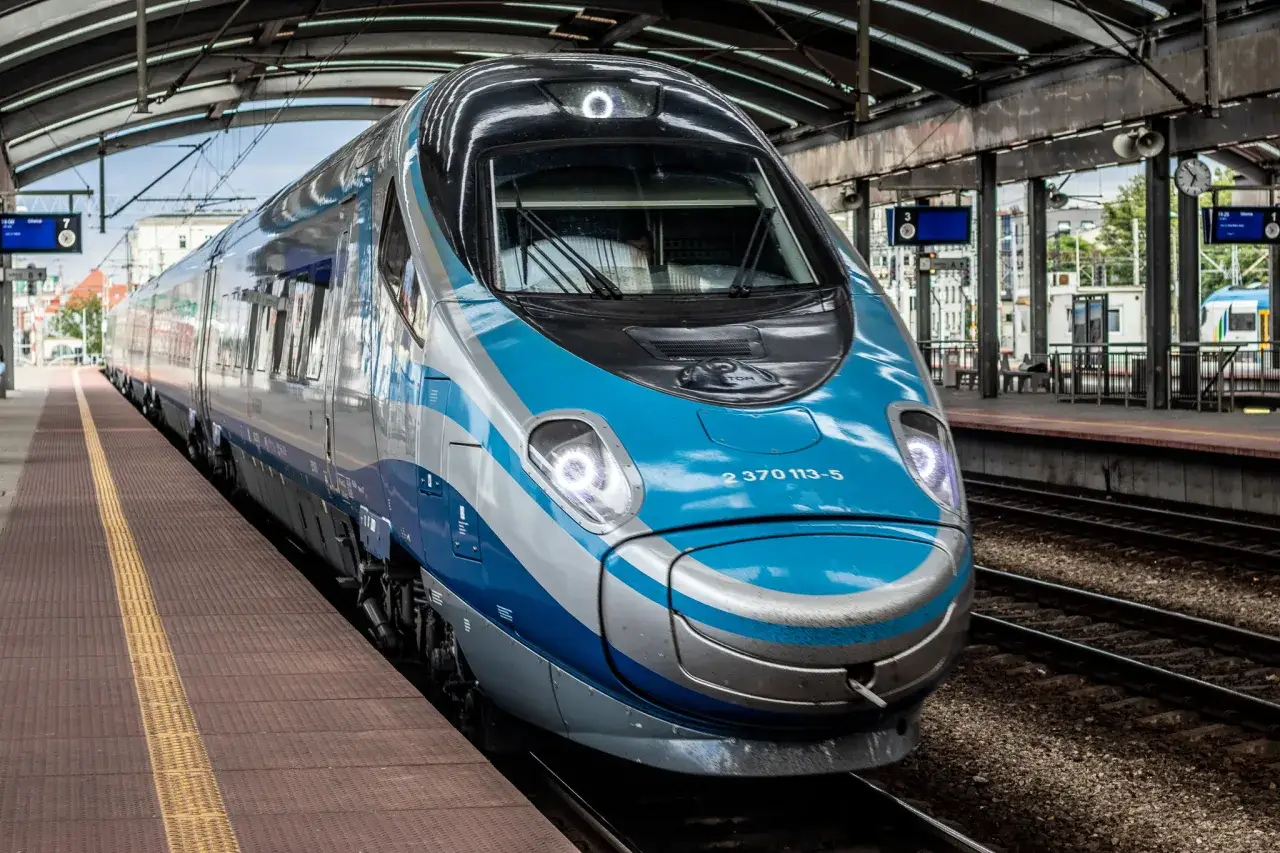 Zdjęcie Czy w Pendolino jest Wi-Fi? Sprawdź, jak działa i jakie ma ograniczenia