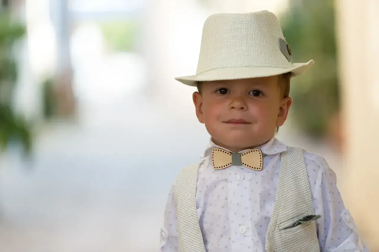 Zdjęcie Jak ubrać chłopca na komunię jako gość, by wyglądał elegancko i wygodnie