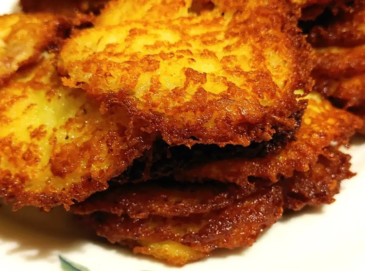 Zdjęcie Ile mąki do placków ziemniaczanych, aby uniknąć twardych placków?