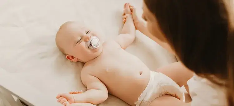 Zdjęcie Pieluchy tetrowe czy pampersy dla noworodka: co wybrać, by oszczędzić?