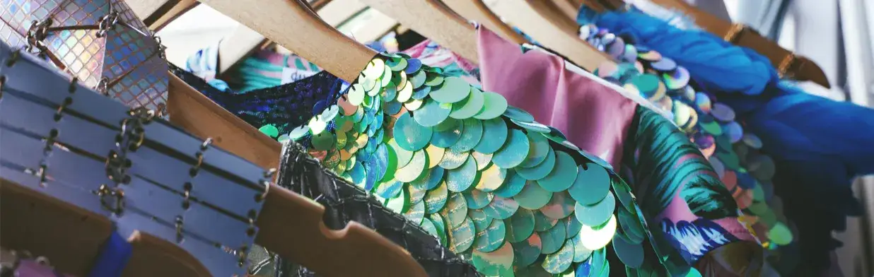 Zdjęcie Cekiny są modne – poznaj najnowsze trendy i stylizacje na różne okazje