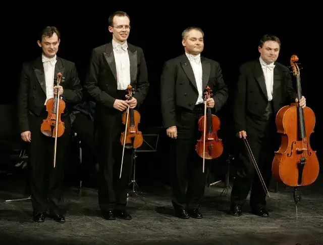 Zdjęcie Kwartet smyczkowy kabaret Grupa MoCarta – historia i wyjątkowe występy