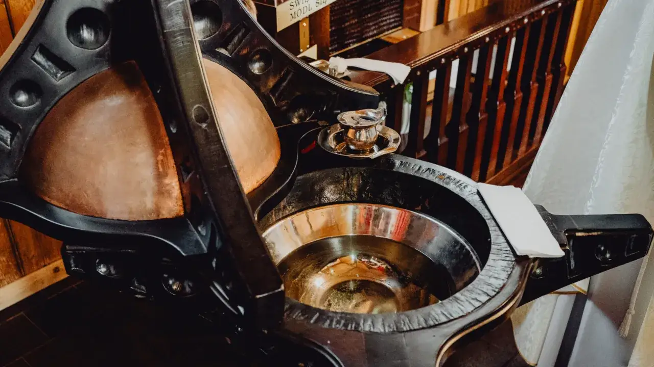 Zdjęcie Ile trwają chrzciny? Czas ceremonii i przyjęcia - poznaj ramy