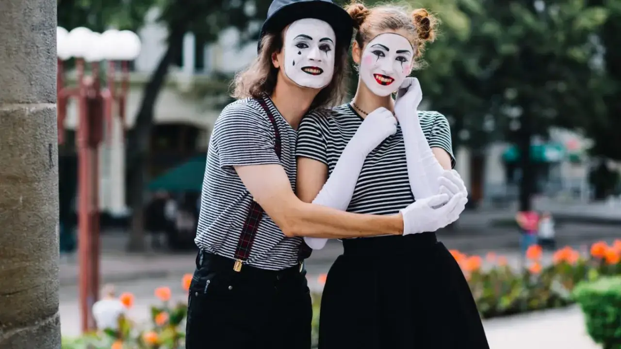 Zdjęcie Zarobki aktorów w szkołach: czy to się opłaca? Poznaj fakty