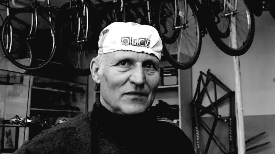 Zdjęcie Jan Kudra kolarz: niezapomniane osiągnięcia i życie w cieniu śmierci