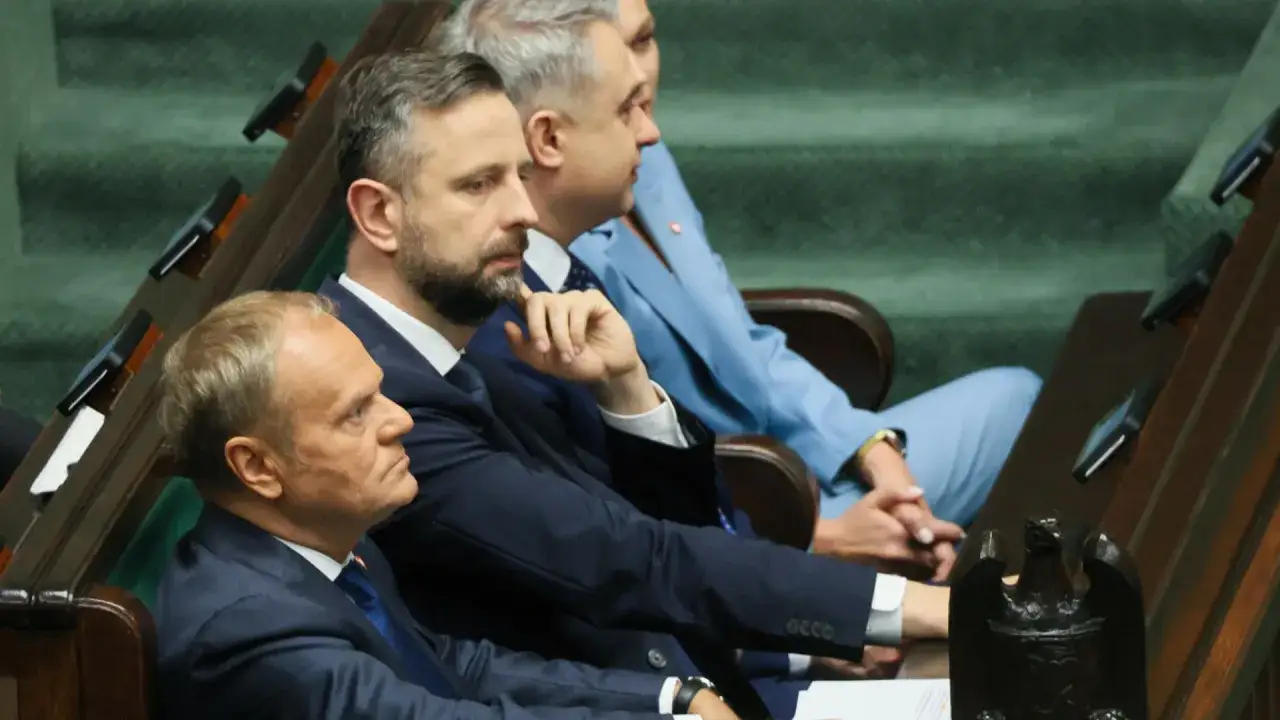 Zdjęcie Kiedy Tusk kończy kadencję? Zaskakujące informacje o jego rządach