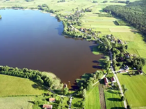Zdjęcie Łowisko Zawada: Idealne miejsce na wędkarską przygodę z rodziną