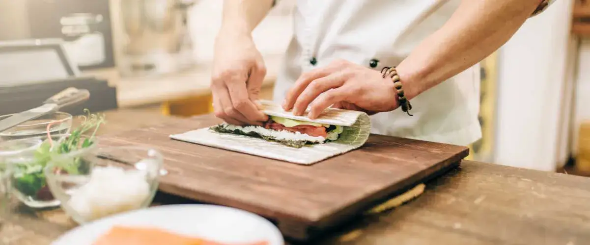 Zdjęcie Ile kalorii ma sushi wegetariańskie? Zaskakujące wartości odżywcze