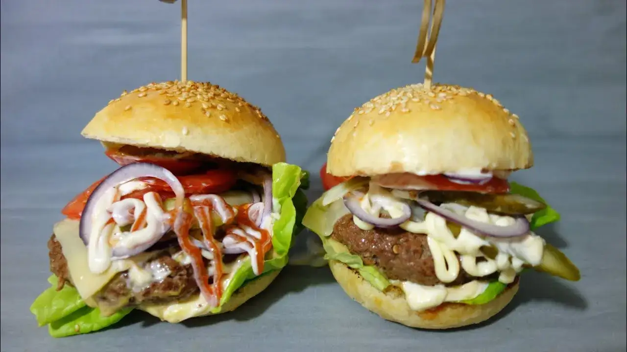 Zdjęcie Jak zrobić domowego hamburgera, który zaskoczy Twoich gości