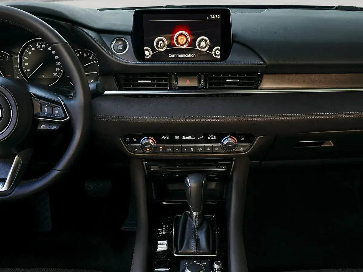 Zdjęcie Jak włączyć podgrzewane fotele w Mazda 6 - proste kroki i porady