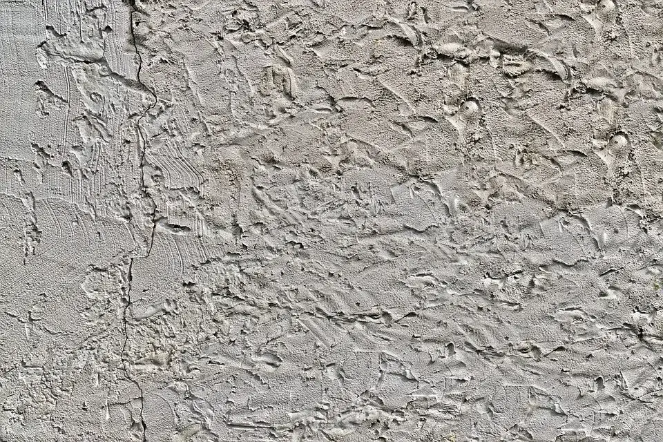Zdjęcie Jaki cement do tynkowania? Wybierz najlepszy rodzaj na swój projekt