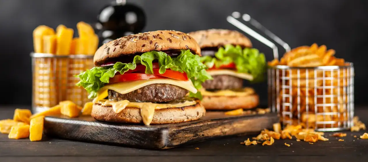 Zdjęcie Tajemnica idealnego burgera: Jak wybrać najlepsze mięso wołowe?