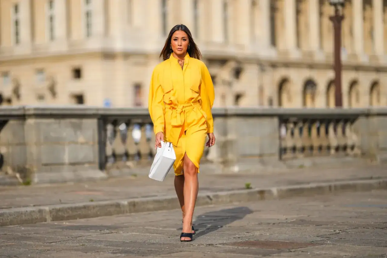 Zdjęcie Jakie buty do żółtej sukienki? Odkryj najlepsze stylizacje i kolory