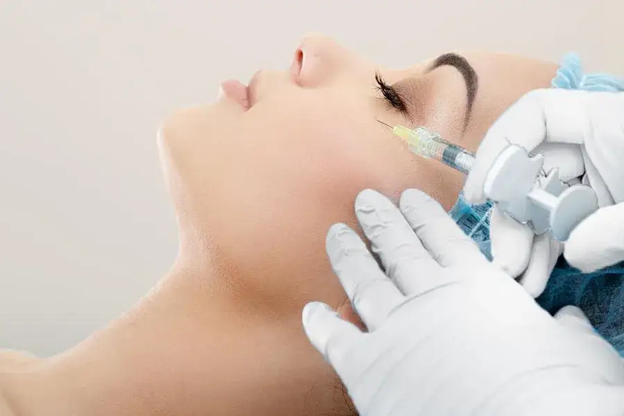 Zdjęcie Najlepsze kliniki w Warszawie na zabiegi z kwasem hialuronowym