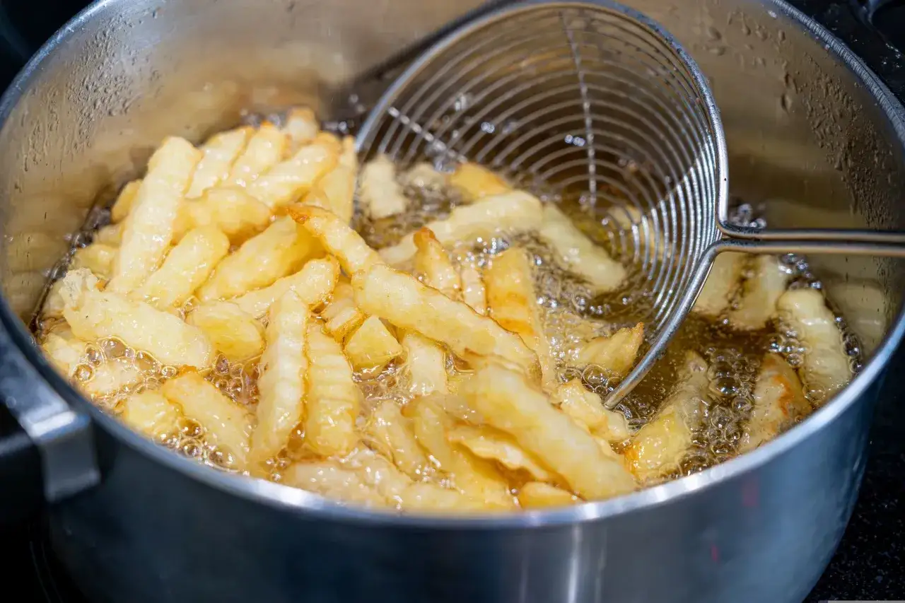 Zdjęcie Frytki julienne co to? Odkryj ich wyjątkowe cechy i zastosowanie