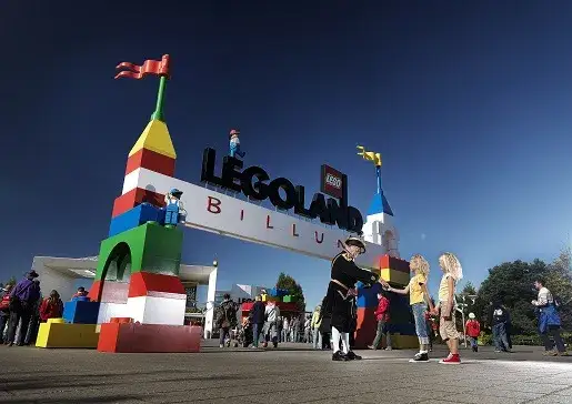 Zdjęcie Legoland kiedy otwarty? Sprawdź godziny otwarcia i atrakcje!
