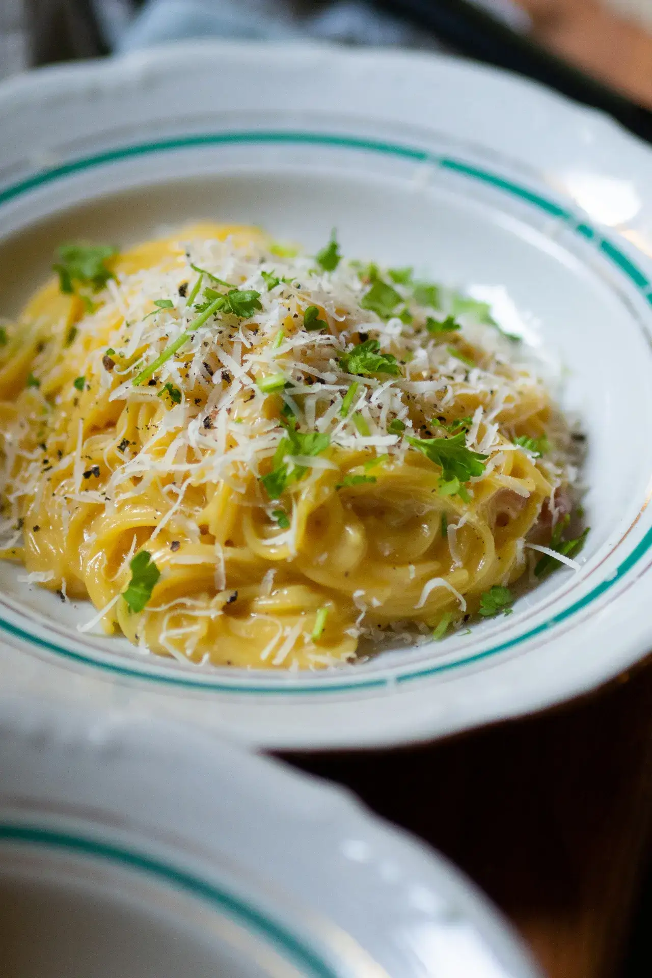 Zdjęcie Kremowe spaghetti carbonara - prosta receptura na idealny sos