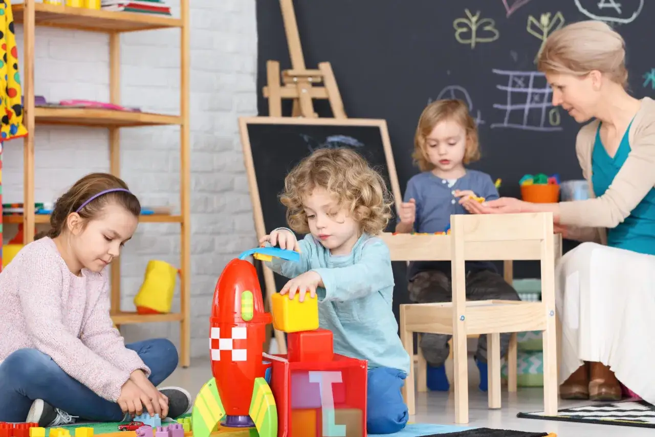 Zdjęcie Ile zarabia opiekunka w żłobku państwowym? Zaskakujące fakty o wynagrodzeniu