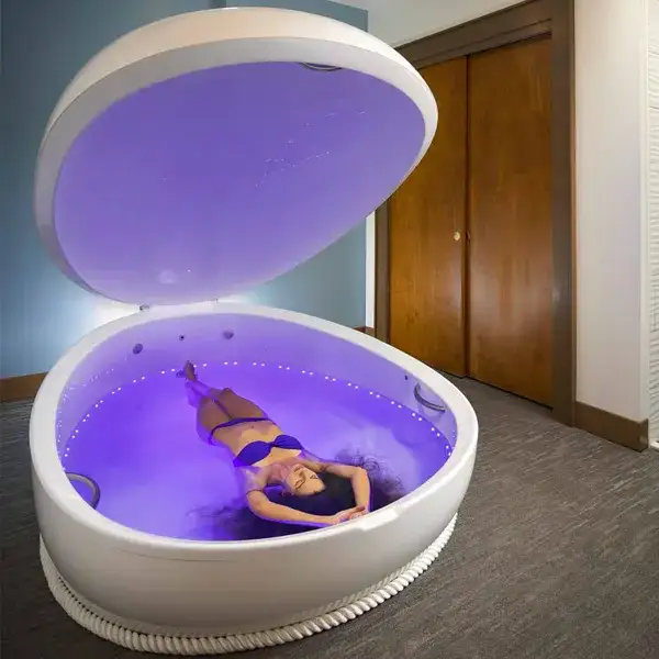 Zdjęcie Spa float: Odkryj korzyści płynące z relaksu w stanie nieważkości