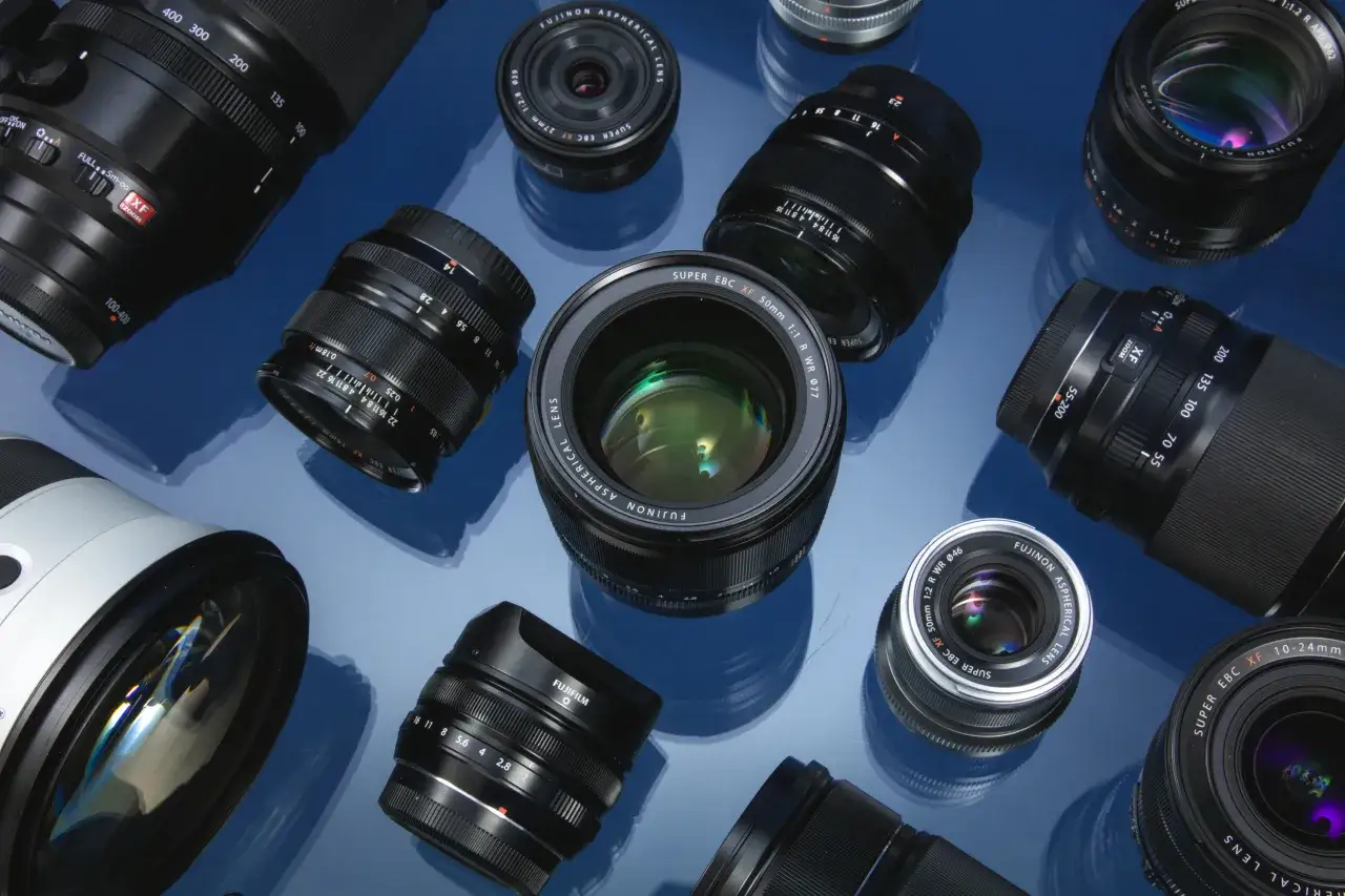 Zdjęcie Obiektywy Fujifilm: Przegląd najlepszych modeli i opinie użytkowników