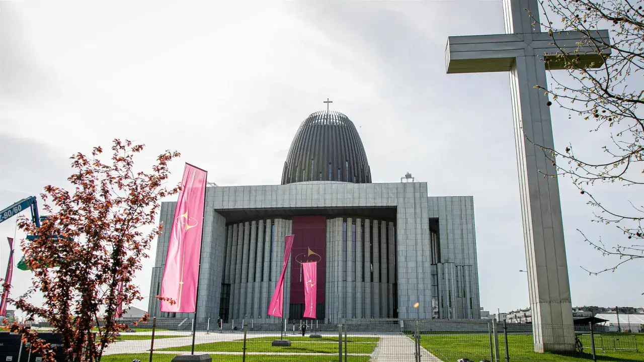 Zdjęcie Ile jest kościołów w Warszawie? Zaskakujące liczby i fakty