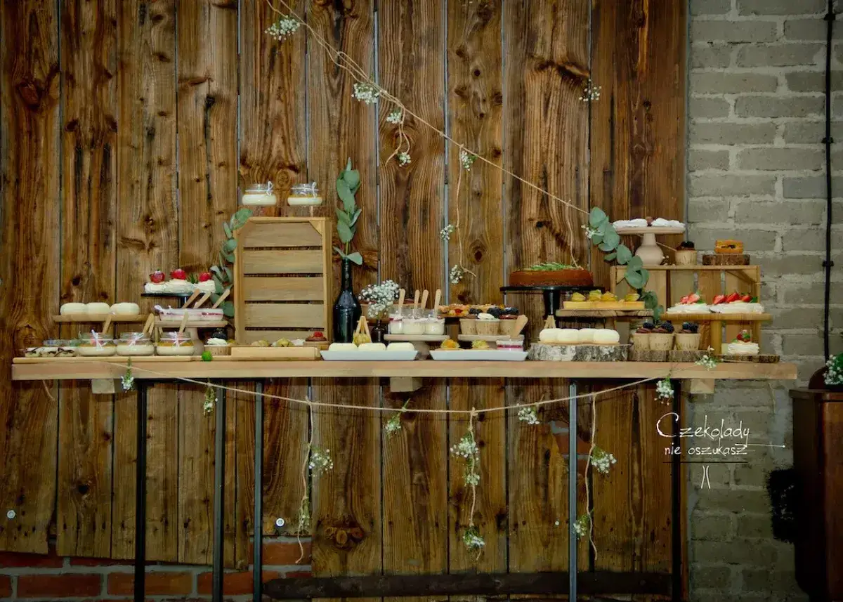 Zdjęcie Jak zrobić słodki stół na komunię – proste pomysły i inspiracje