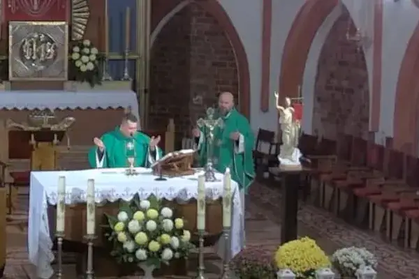 Zdjęcie Dlaczego msza święta jest uobecnieniem ofiary krzyżowej? Wyjaśnienie