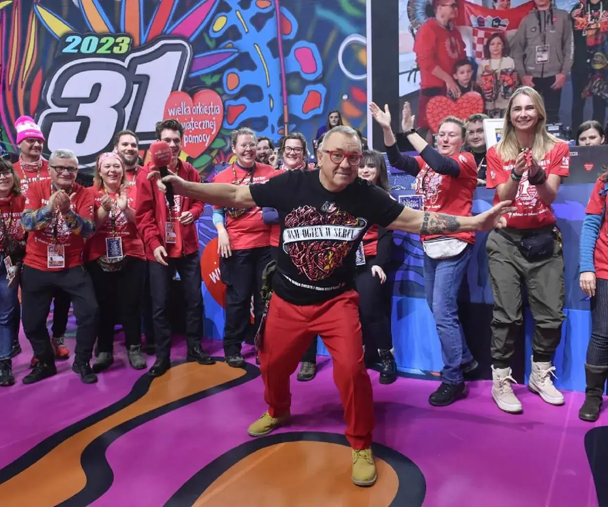 Zdjęcie Kto może zostać wolontariuszem WOŚP? Odkryj proste zasady i korzyści