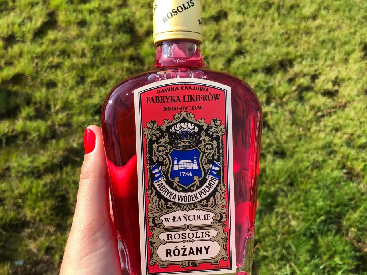 Zdjęcie Gdzie kupić wódkę Rosolis? Sprawdź najlepsze oferty online