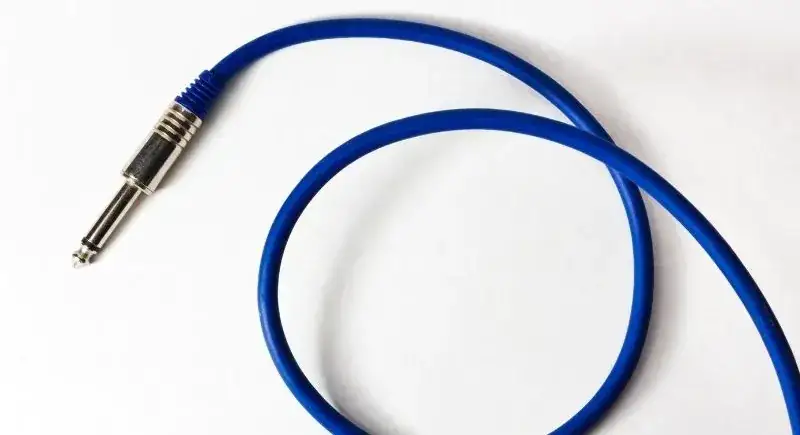 Zdjęcie Jaki kabel do gitary elektrycznej – uniknij najczęstszych błędów