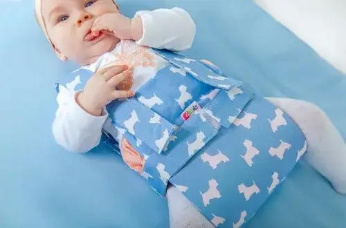 Zdjęcie Poduszka Frejki czy pomaga w leczeniu dysplazji stawów biodrowych?