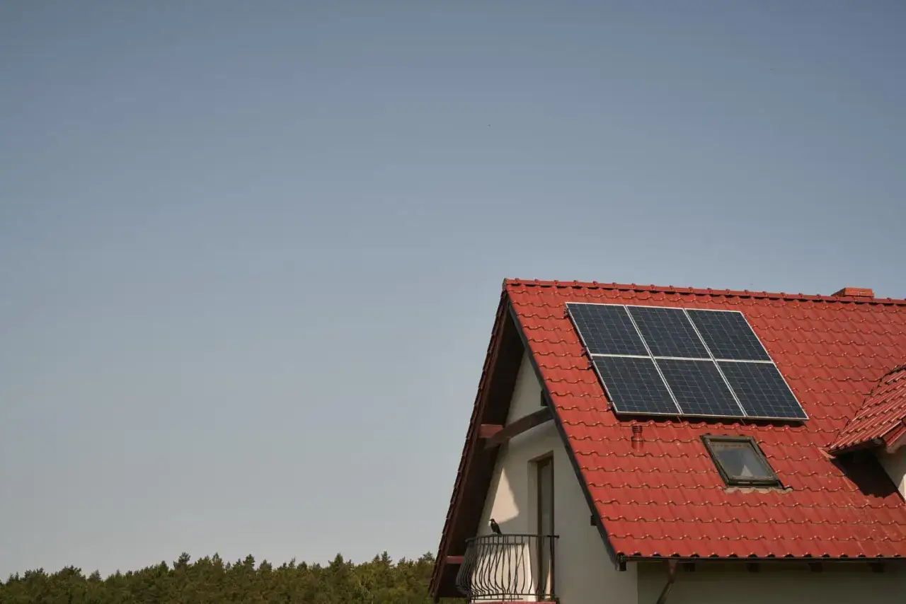 Zdjęcie Jak odliczyć fotowoltaikę od podatku PIT 37 i uniknąć błędów?