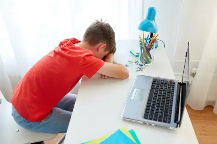 Zdjęcie Czy nauczyciel może krzyczeć na ucznia? Skutki i konsekwencje tego zachowania