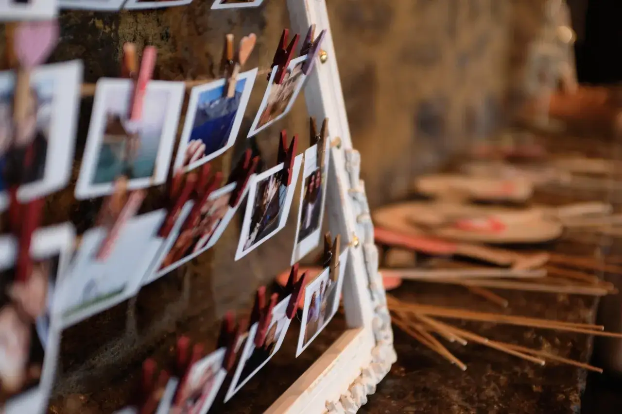 Zdjęcie Impreza w stylu PRL: Jak stworzyć niezapomniane wspomnienia z lat 70.