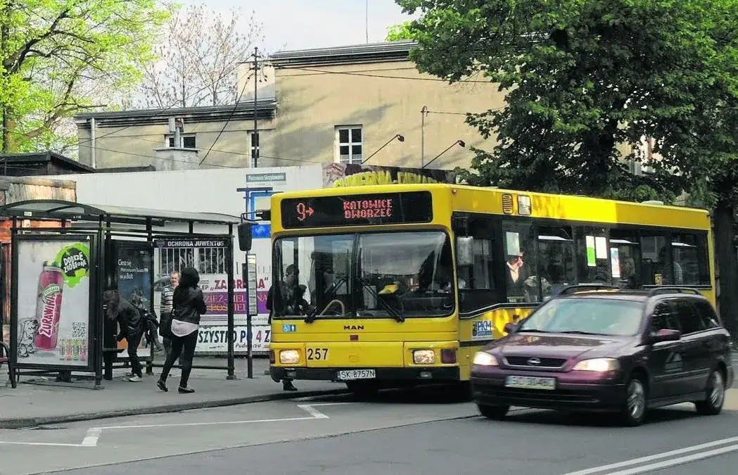 Zdjęcie MZK Bytom rozkład jazdy - sprawdź, jak uniknąć opóźnień w podróży