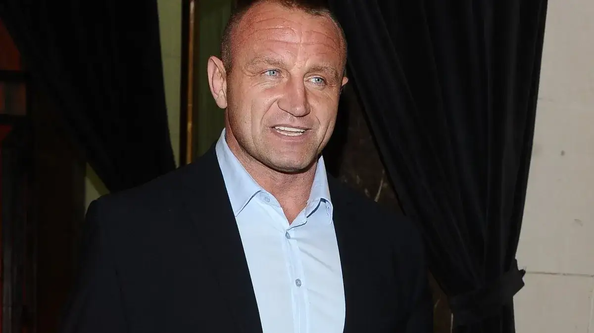 Zdjęcie Czy Mariusz Pudzianowski ma żonę? Odkryj jego życie prywatne