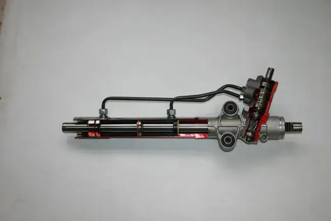 Zdjęcie Objawy uszkodzonej maglownicy w BMW E39 – jak je rozpoznać?