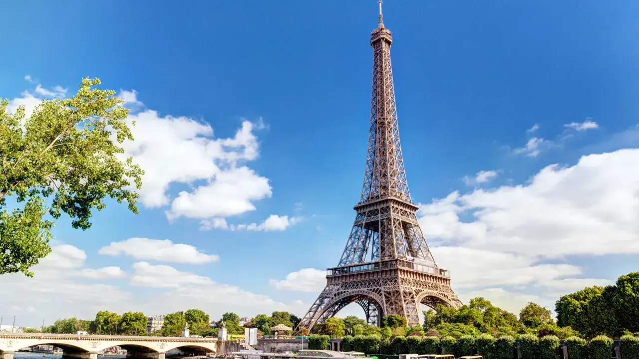 Zdjęcie Najciekawsze atrakcje we Francji, które musisz zobaczyć podczas podróży