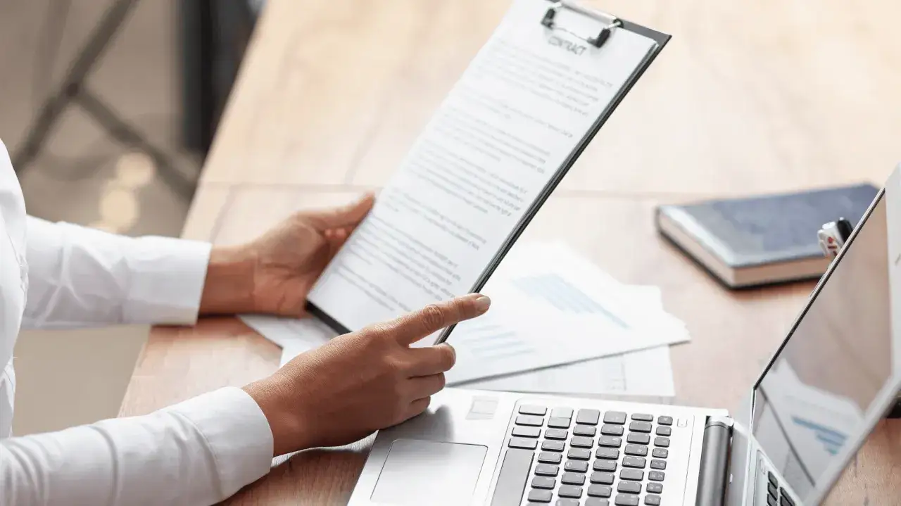 Zdjęcie W jakich aktach prawnych zostały określone zasady prawa pracy w Polsce?