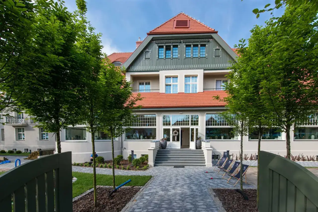 Zdjęcie Hotel Marmur gdzie jest? Odkryj jego fikcyjną lokalizację w Sopocie