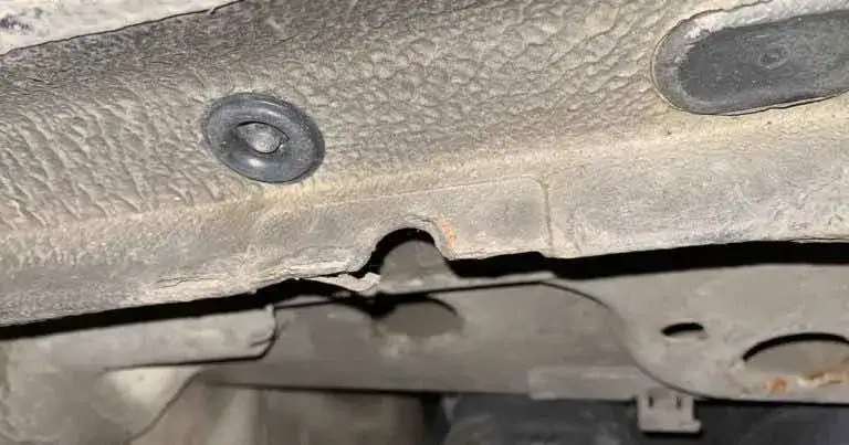 Zdjęcie Golf 4 gdzie podłożyć lewarek, aby uniknąć uszkodzeń i wypadków