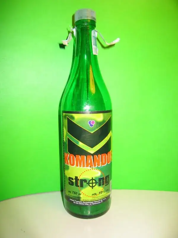 Zdjęcie Gdzie kupić wino Komandos? Sprawdź najlepsze miejsca w Polsce