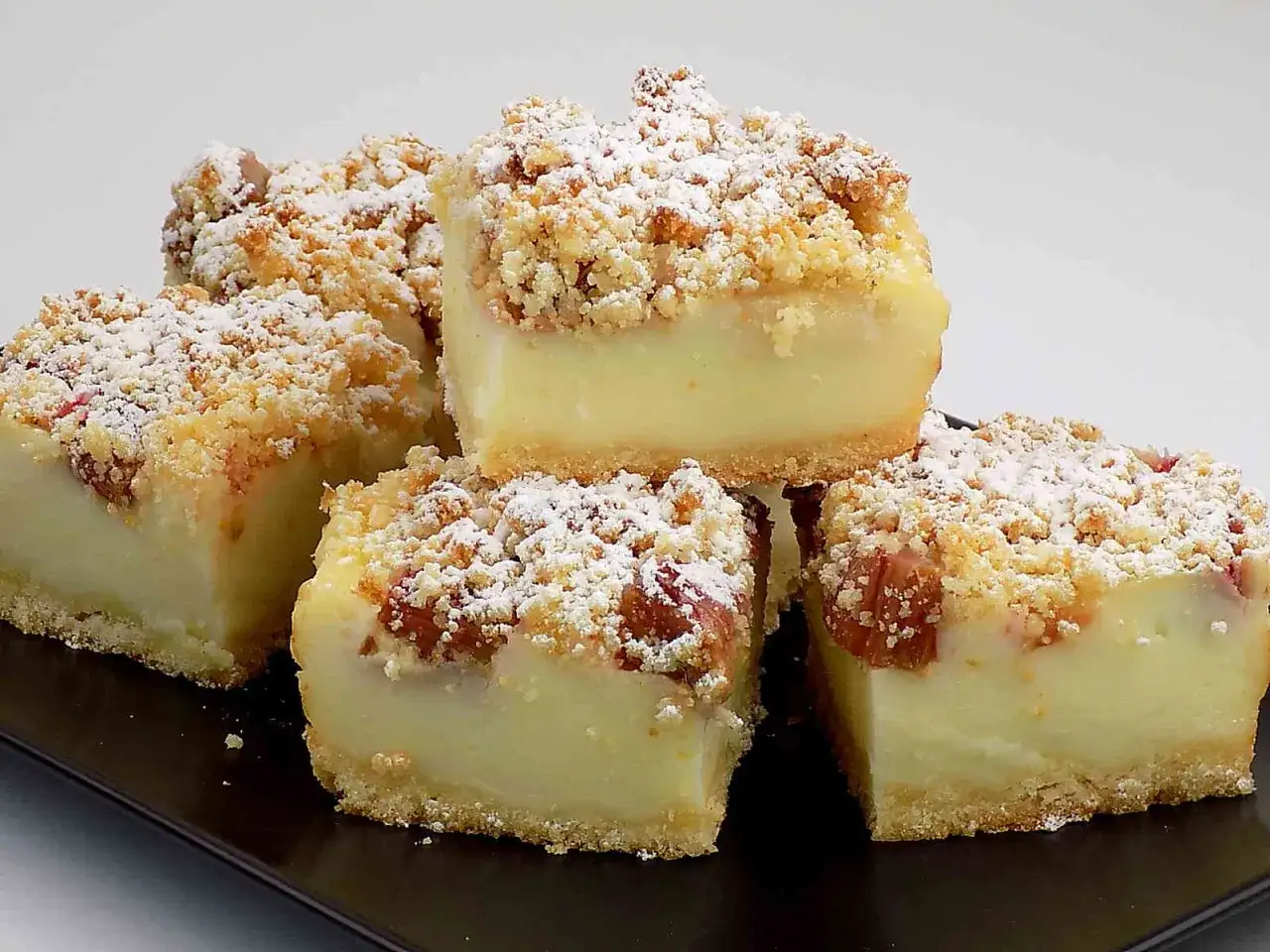 Zdjęcie Placki z rabarbarem - przepisy na placki rabarbarowe