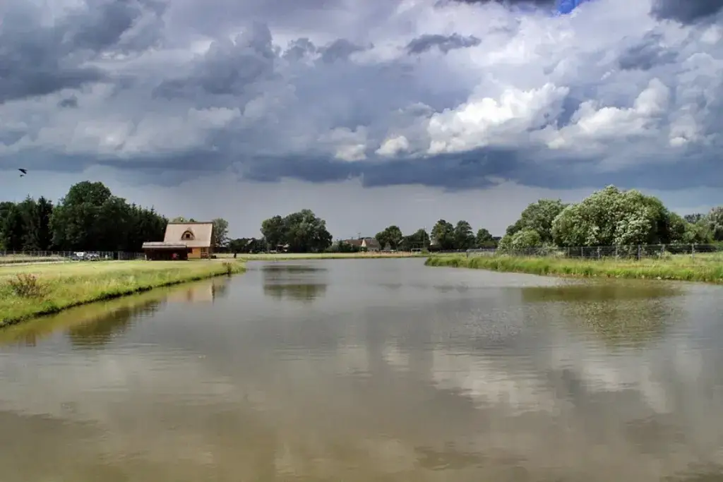 Zdjęcie Łowisko Frączków – idealne miejsce na wędkowanie i relaks w naturze