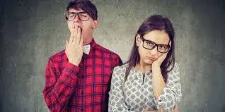 Zdjęcie Jak poznać, że dziewczynie nie zależy: 7 niepokojących sygnałów