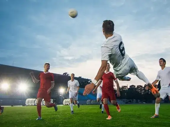 Zdjęcie Jak powinien odżywiać się piłkarz, aby zwiększyć swoją wydolność?